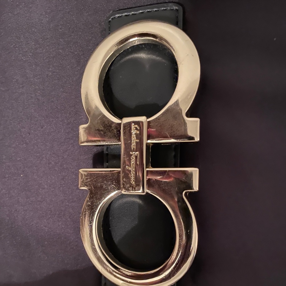 Salvatore Ferragamo Black belt 32in